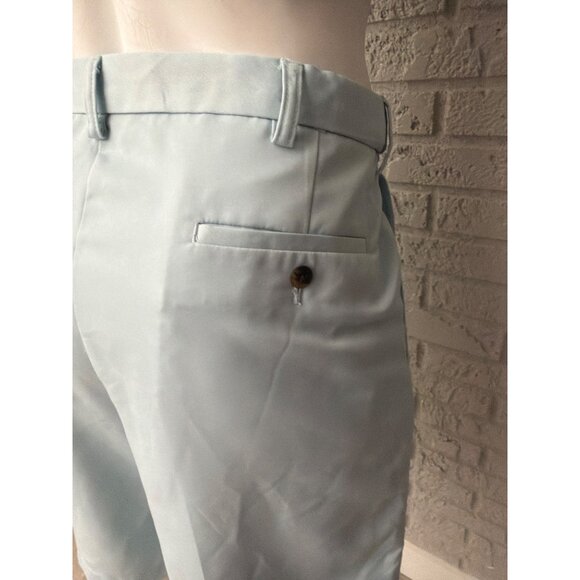 Haggar Men’s Lightweight Blue Pleated Front Shorts Size 38 - Picture 3 of 9